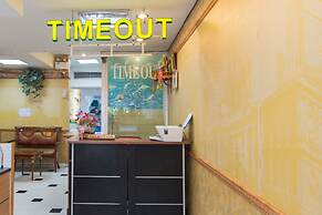 Time Out Hotel Beach Front