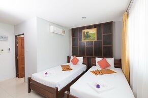 Time Out Hotel Beach Front