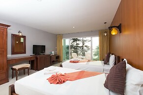 Time Out Hotel Beach Front