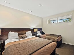 Clear Ridge Apartments