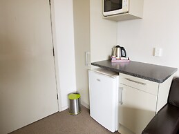 Absolute Lakeview Motel