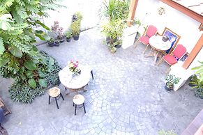 Baanlek Home Stay