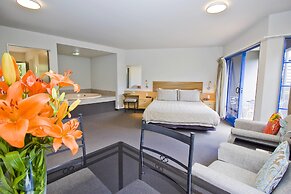 Clearwater Motor Lodge