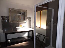 Old Mill Lodge, Working Ostrich Farm & Restaurant, Oudtshoorn