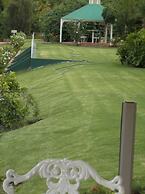 Old Mill Lodge, Working Ostrich Farm & Restaurant, Oudtshoorn