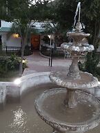 Old Mill Lodge, Working Ostrich Farm & Restaurant, Oudtshoorn