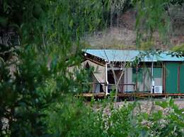Old Mill Lodge, Working Ostrich Farm & Restaurant, Oudtshoorn