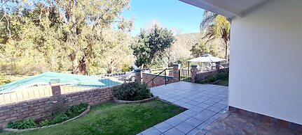 Old Mill Lodge, Working Ostrich Farm & Restaurant, Oudtshoorn