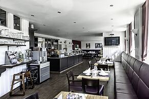 Art Hotel Monopol
