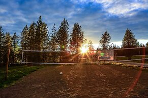 Under Canvas Glacier