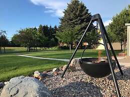 Bad Rock Bed and Breakfast Inn