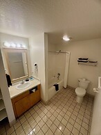 Ocean Breeze Motel