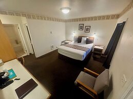 Ocean Breeze Motel