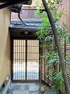 Yasaka Yutone Kyokoyado