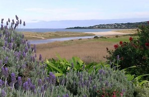 A Great Ocean View Motel