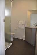 A Great Ocean View Motel