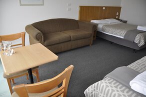 A Great Ocean View Motel