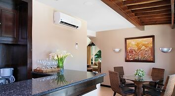 Boracay Mandarin Island Hotel