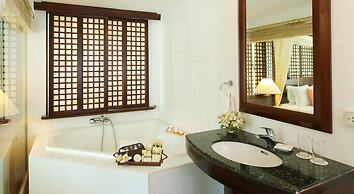 Boracay Mandarin Island Hotel