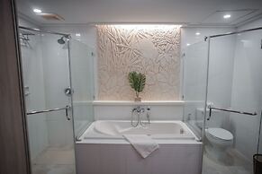 Boracay Mandarin Island Hotel