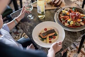 Boracay Mandarin Island Hotel