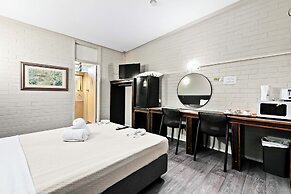 Arkana Motel