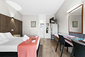 Arkana Motel
