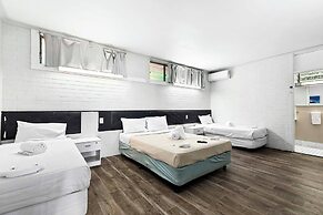 Arkana Motel