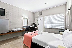 Arkana Motel