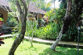 Agung Trisna Bungalows