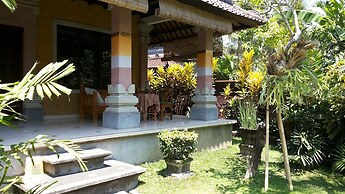 Bali Putra Villa