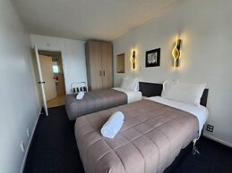 Tui Oaks Motel