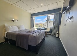 Tui Oaks Motel
