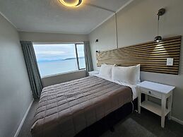 Tui Oaks Motel