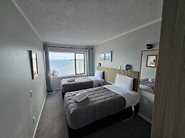 Tui Oaks Motel