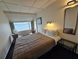 Tui Oaks Motel