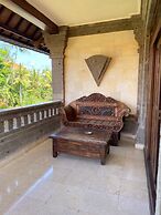 Pande Permai Bungalows