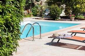 Hotel Les Bellugues