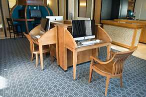 Crystal Quarters Furnished Apartments At The Gramercy