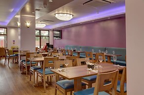 The Airlink Hotel London Heathrow