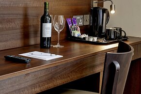 The Airlink Hotel London Heathrow