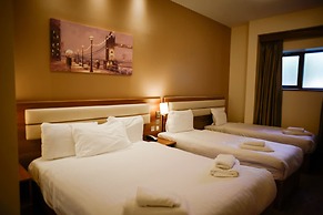 The Airlink Hotel London Heathrow