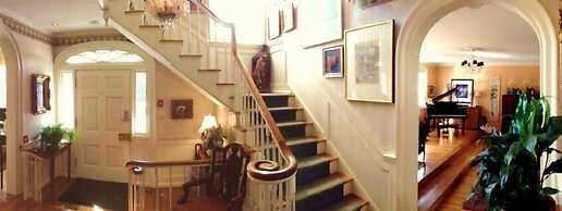Kingsbrae Arms Inn