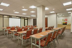 Home2 Suites by Hilton NY Long Island City/Manhattan View