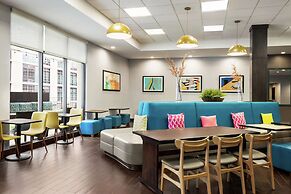 Home2 Suites by Hilton NY Long Island City/Manhattan View