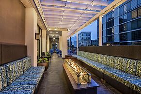 Home2 Suites by Hilton NY Long Island City/Manhattan View