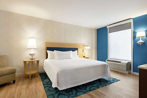 Home2 Suites by Hilton NY Long Island City/Manhattan View