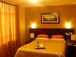 Acuario Hotel & Suites