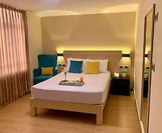 Acuario Hotel & Suites