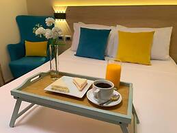 Acuario Hotel & Suites